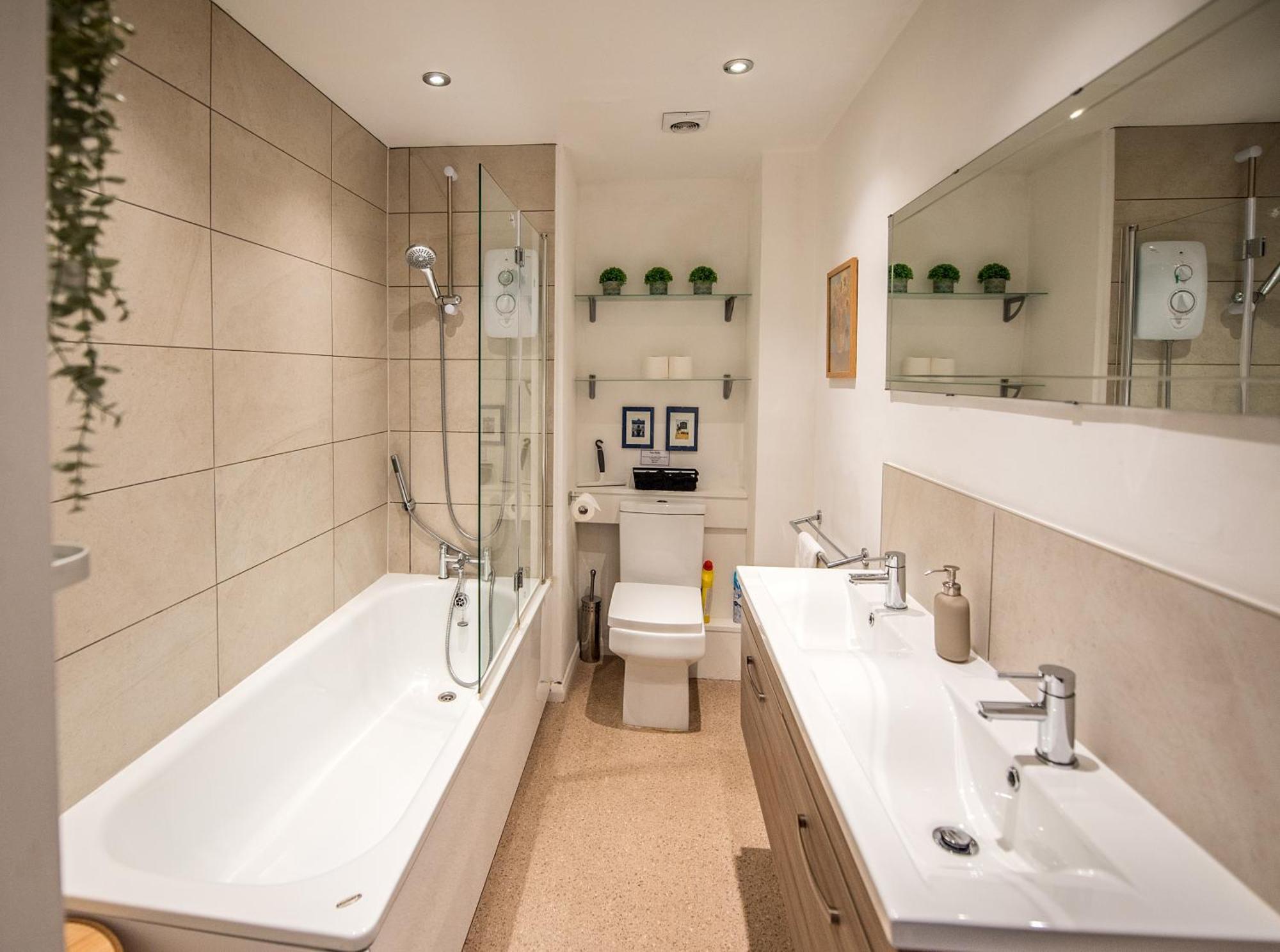 Grosvenor Pad - Lovely 2-Bed Flat - Free On Street Parking Бат Екстериор снимка