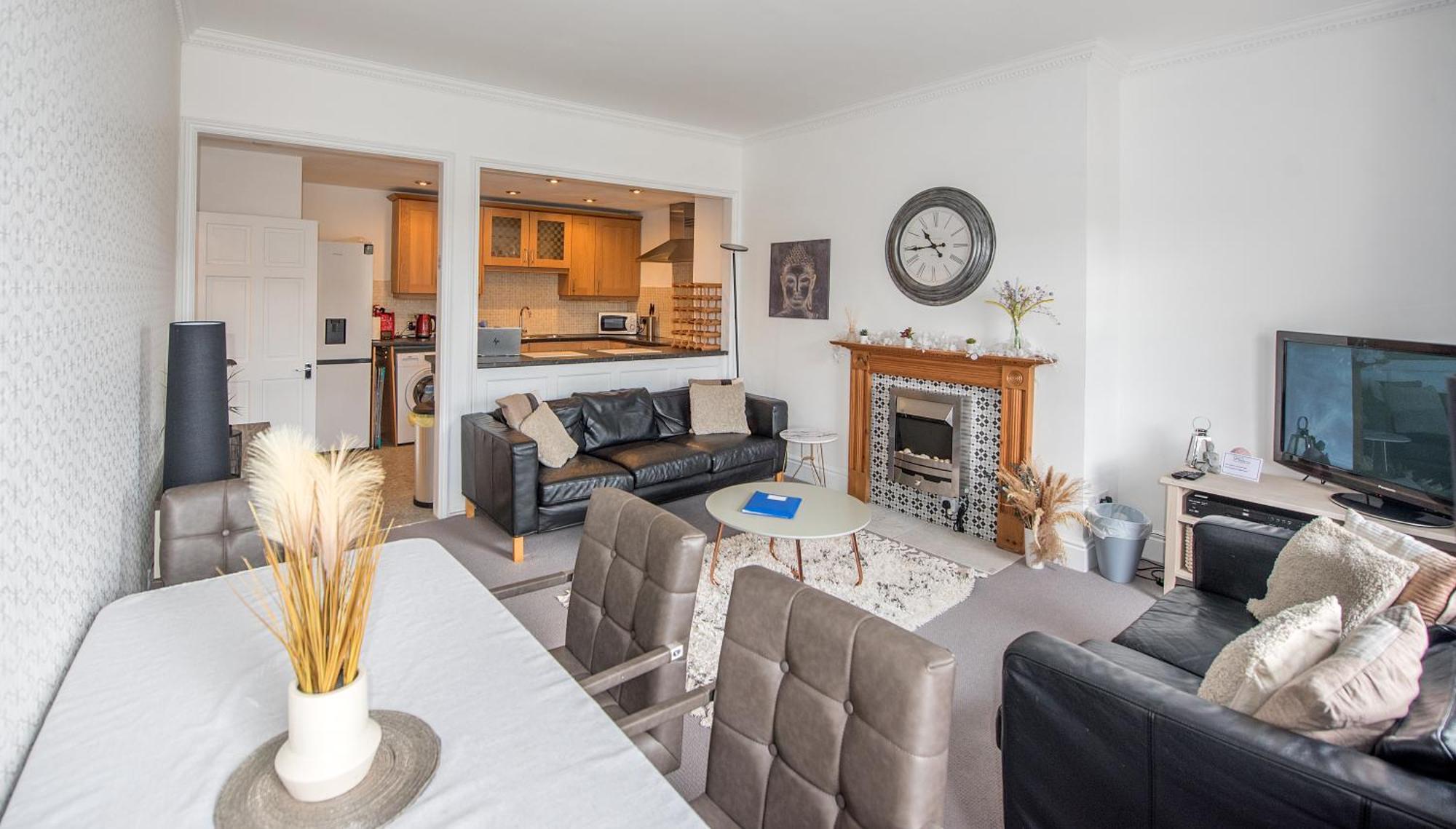 Grosvenor Pad - Lovely 2-Bed Flat - Free On Street Parking Бат Екстериор снимка