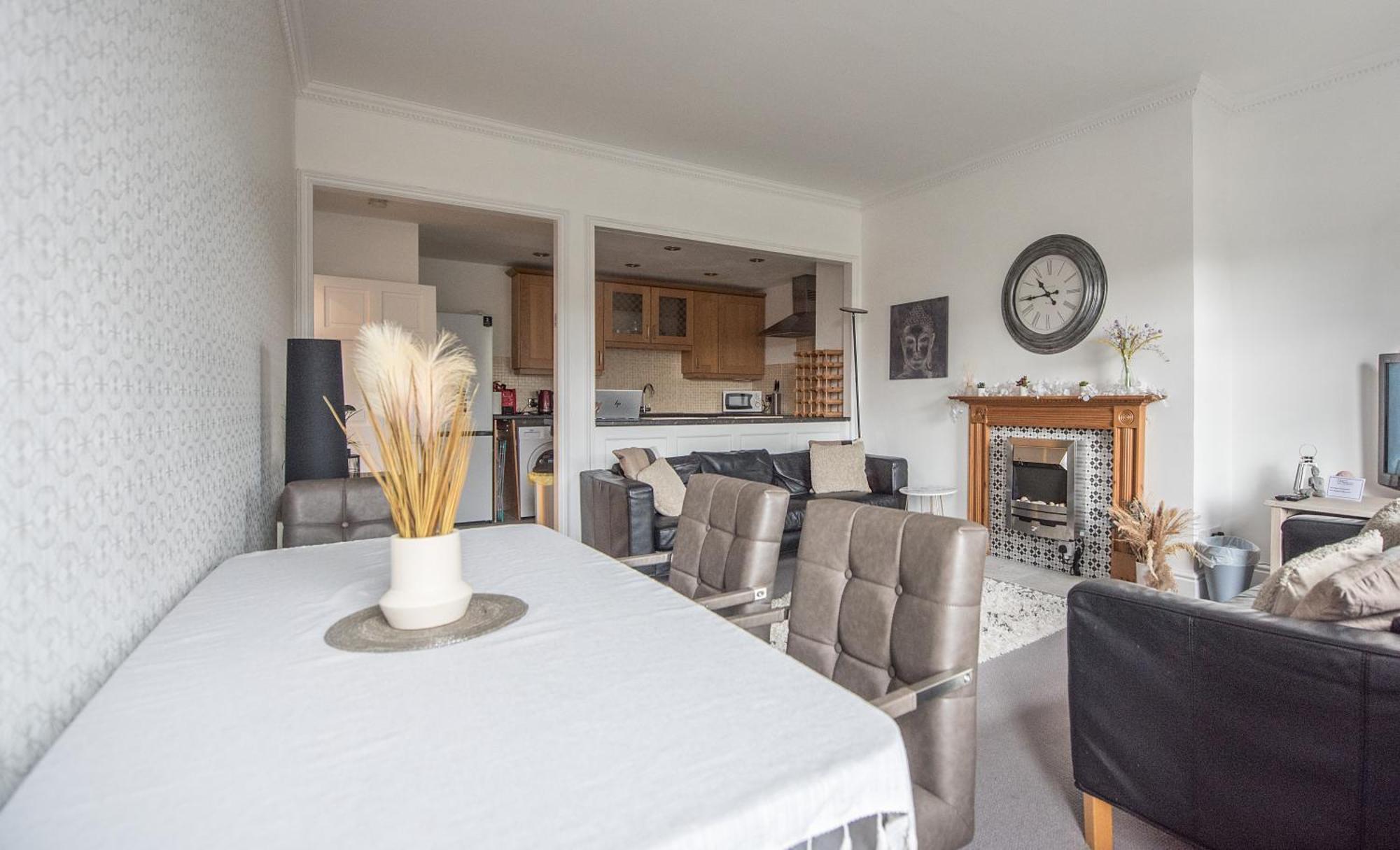 Grosvenor Pad - Lovely 2-Bed Flat - Free On Street Parking Бат Екстериор снимка