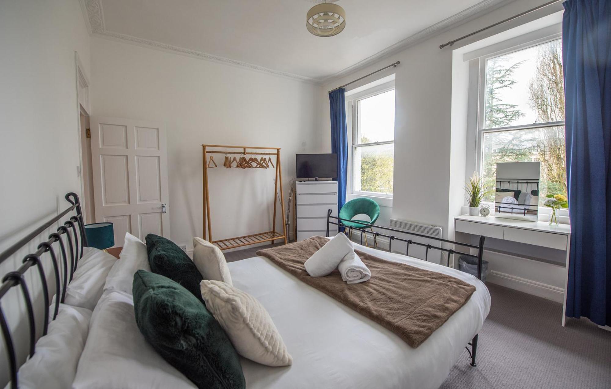 Grosvenor Pad - Lovely 2-Bed Flat - Free On Street Parking Бат Екстериор снимка