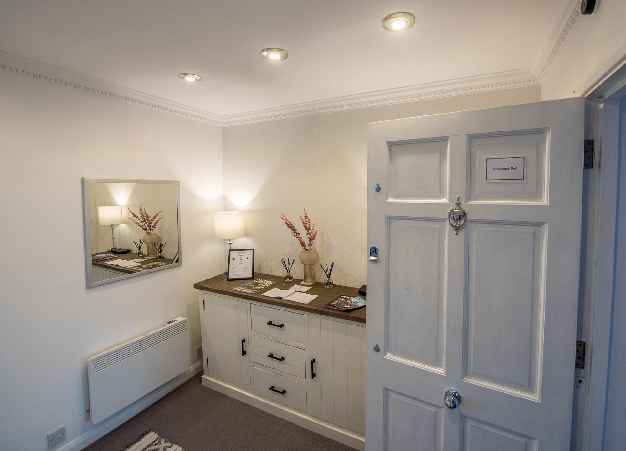 Grosvenor Pad - Lovely 2-Bed Flat - Free On Street Parking Бат Екстериор снимка